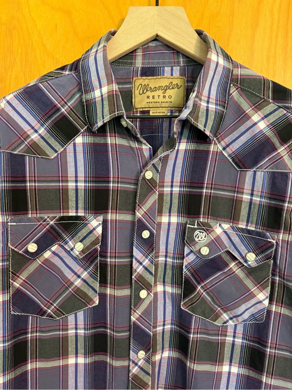 Wrangler Retro Men's Purple Black Plaid Western Long Sleeve Pearl Snap Shirt M - Picture 2 of 9